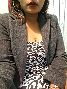 N-Natasha online show from January 12, 2025, 5:01 pm