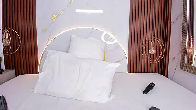 Snapshot of miamiller69 chatting on September 21, 2025, 4:14 am miamiller69 online show from September 21, 2025, 4:14 am