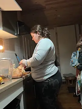 Snapshot of perfectly69 chatting on January 5, 2025, 6:13 pm perfectly69 online show from January 5, 2025, 6:13 pm