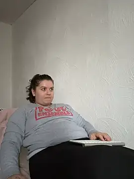 Snapshot of perfectly69 chatting on January 6, 2025, 11:51 am perfectly69 online show from January 6, 2025, 11:51 am