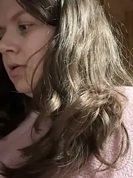 Snapshot of perfectly69 chatting on January 13, 2025, 11:27 pm perfectly69 online show from January 13, 2025, 11:27 pm