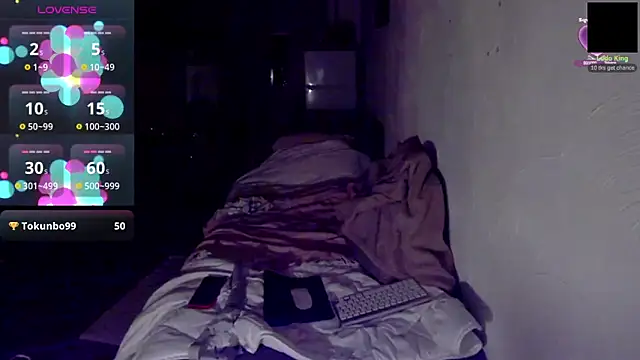 Snapshot of perfectly69 chatting on January 17, 2025, 10:01 pm perfectly69 online show from January 17, 2025, 10:01 pm