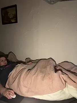 Snapshot of perfectly69 chatting on January 19, 2025, 10:28 pm perfectly69 online show from January 19, 2025, 10:28 pm