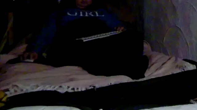 Snapshot of perfectly69 chatting on January 29, 2025, 8:14 pm perfectly69 online show from January 29, 2025, 8:14 pm