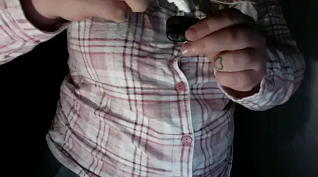 Snapshot of perfectly69 chatting on March 16, 2025, 5:39 pm perfectly69 online show from March 16, 2025, 5:39 pm