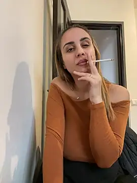 Snapshot of Daisyforyou chatting on January 31, 2025, 8:11 am Daisyforyou online show from January 31, 2025, 8:11 am