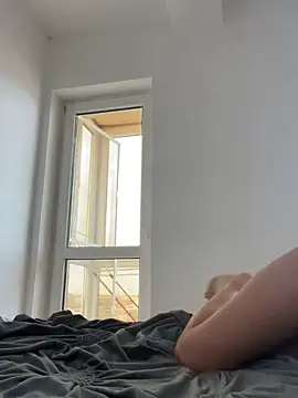 Snapshot of Daisyforyou chatting on February 4, 2025, 9:17 am Daisyforyou online show from February 4, 2025, 9:17 am