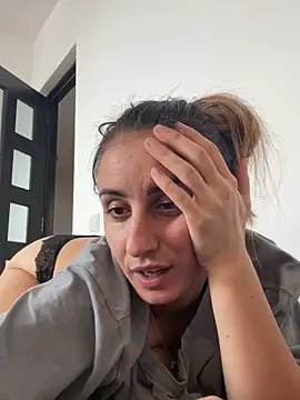 Snapshot of Daisyforyou chatting on February 18, 2025, 8:27 am Daisyforyou online show from February 18, 2025, 8:27 am