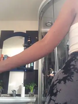 Snapshot of Daisyforyou chatting on March 23, 2025, 6:26 am Daisyforyou online show from March 23, 2025, 6:26 am