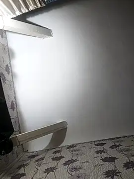 SweetLeila40 online show from February 26, 2025, 12:27 am