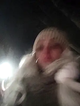 SweetLeila40 online show from February 21, 2026, 5:14 pm