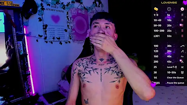 juniior 2311  online show from September 10, 2025, 4:12 am