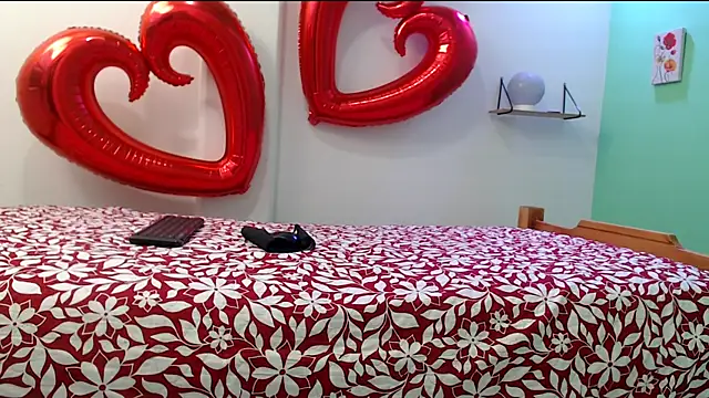 evaleribigtits18 online show from February 14, 2026, 3:09 pm