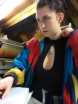 Snapshot of lavenderdelights chatting on January 3, 2025, 11:55 pm lavenderdelights online show from January 3, 2025, 11:55 pm