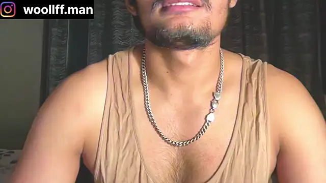 Snapshot of dickpois0n chatting on December 4, 2024, 6:39 pm dickpois0n online show from December 4, 2024, 6:39 pm