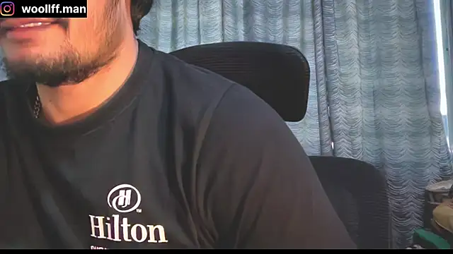 Snapshot of dickpois0n chatting on December 16, 2024, 9:35 am dickpois0n online show from December 16, 2024, 9:35 am