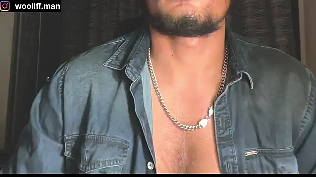 Snapshot of dickpois0n chatting on December 22, 2024, 6:04 pm dickpois0n online show from December 22, 2024, 6:04 pm