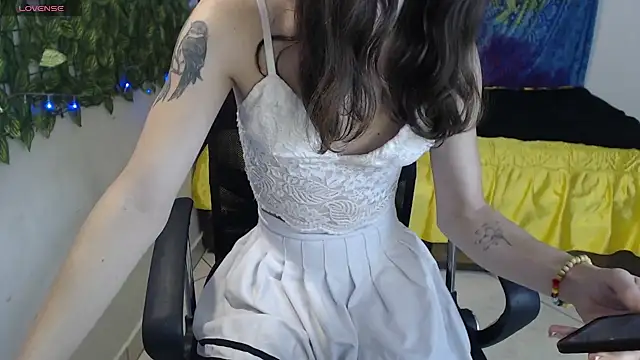 BurningVenus12 online show from January 18, 2025, 6:34 am