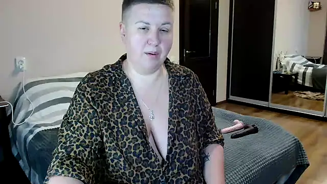 Annet1912 online show from November 9, 2025, 10:35 am