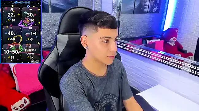 Snapshot of salvadorgomezx chatting on December 2, 2024, 9:39 pm salvadorgomezx online show from December 2, 2024, 9:39 pm