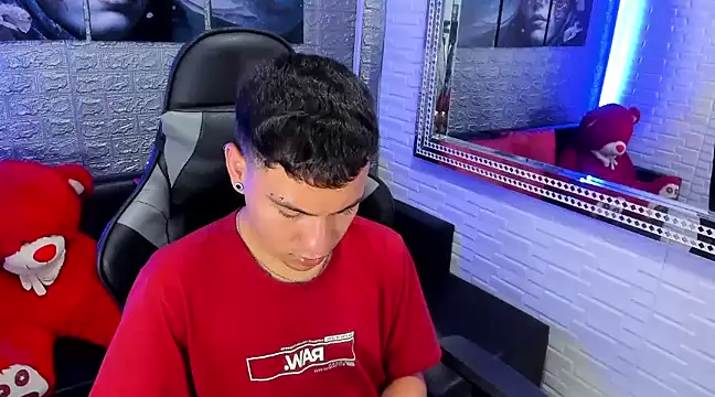 Snapshot of salvadorgomezx chatting on December 21, 2024, 1:04 am salvadorgomezx online show from December 21, 2024, 1:04 am