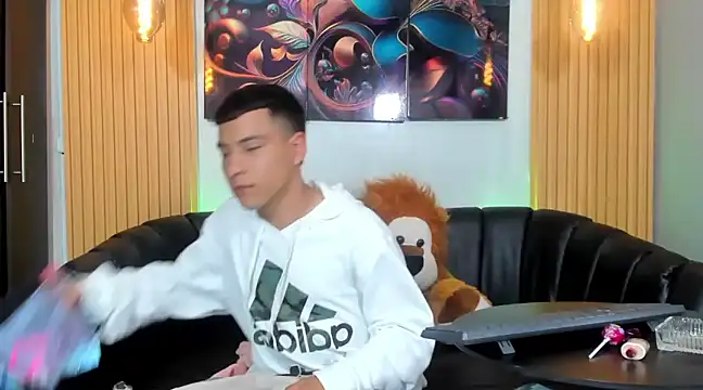 Snapshot of salvadorgomezx chatting on December 21, 2024, 1:10 pm salvadorgomezx online show from December 21, 2024, 1:10 pm