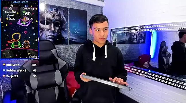 Snapshot of salvadorgomezx chatting on December 28, 2024, 8:37 am salvadorgomezx online show from December 28, 2024, 8:37 am