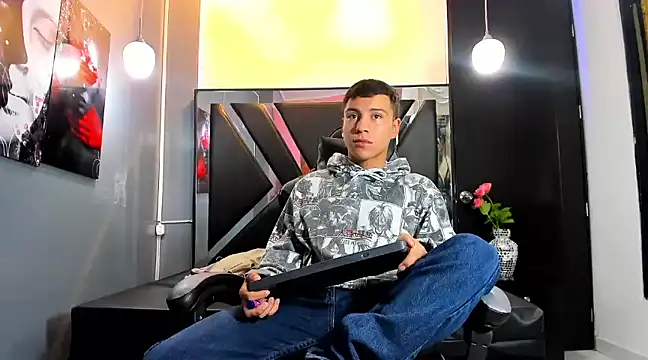 Snapshot of salvadorgomezx chatting on December 30, 2024, 7:21 pm salvadorgomezx online show from December 30, 2024, 7:21 pm