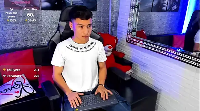 Snapshot of salvadorgomezx chatting on January 3, 2025, 5:50 am salvadorgomezx online show from January 3, 2025, 5:50 am