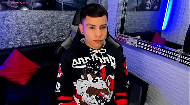 Snapshot of salvadorgomezx chatting on January 6, 2025, 4:15 am salvadorgomezx online show from January 6, 2025, 4:15 am