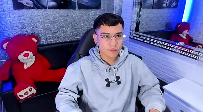 Snapshot of salvadorgomezx chatting on February 4, 2025, 2:28 am salvadorgomezx online show from February 4, 2025, 2:28 am