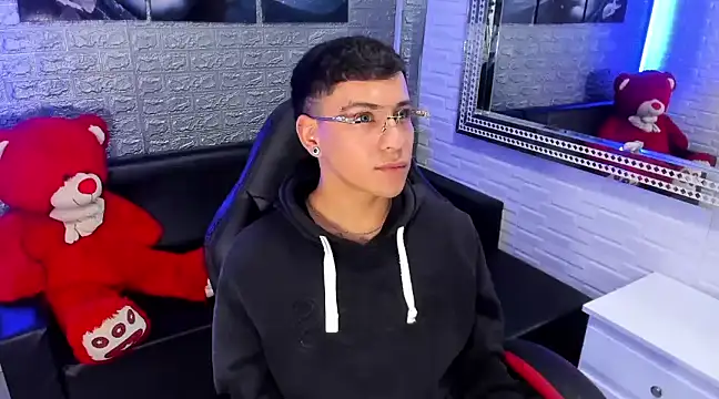 Snapshot of salvadorgomezx chatting on February 9, 2025, 9:37 am salvadorgomezx online show from February 9, 2025, 9:37 am