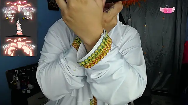 Snapshot of Falak-Yasin chatting on October 30, 2025, 11:00 am Falak-Yasin online show from October 30, 2025, 11:00 am