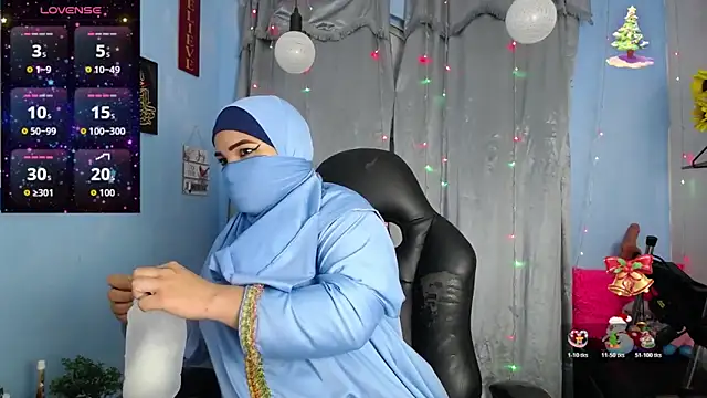 Snapshot of Falak-Yasin chatting on November 22, 2025, 12:26 pm Falak-Yasin online show from November 22, 2025, 12:26 pm