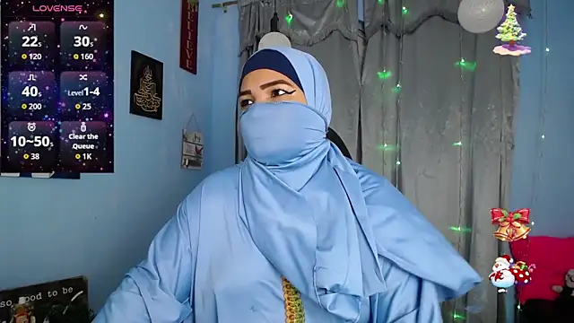 Snapshot of Falak-Yasin chatting on November 24, 2025, 12:38 pm Falak-Yasin online show from November 24, 2025, 12:38 pm