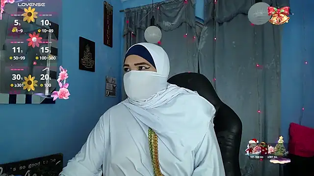 Snapshot of Falak-Yasin chatting on December 15, 2025, 12:20 pm Falak-Yasin online show from December 15, 2025, 12:20 pm