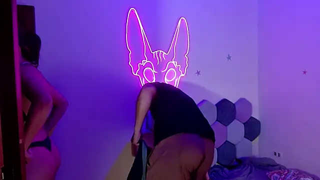 Snapshot of Horny_tgn chatting on February 3, 2025, 12:25 am Horny tgn online show from February 3, 2025, 12:25 am