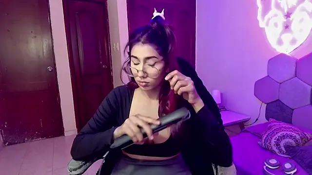 Snapshot of Horny_tgn chatting on March 11, 2025, 5:57 pm Horny tgn online show from March 11, 2025, 5:57 pm