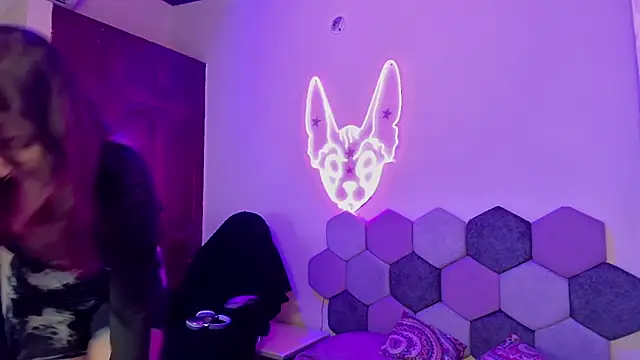 Snapshot of Horny_tgn chatting on March 21, 2025, 5:34 pm Horny tgn online show from March 21, 2025, 5:34 pm