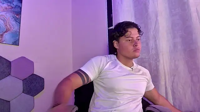 Snapshot of Horny_tgn chatting on October 4, 2025, 6:17 pm Horny tgn online show from October 4, 2025, 6:17 pm