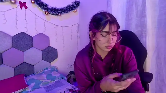 Snapshot of Horny_tgn chatting on December 13, 2025, 7:53 pm Horny tgn online show from December 13, 2025, 7:53 pm