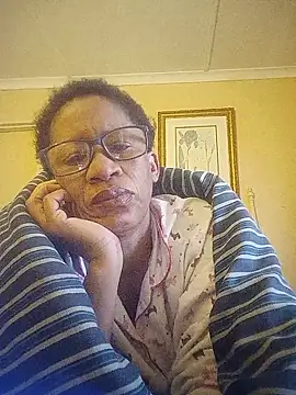 bustybillies online show from May 24, 2026, 5:01 am