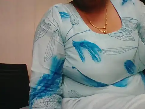 Snapshot of Cute_Kashmira99 chatting on December 18, 2025, 11:38 am Cute Kashmira99 online show from December 18, 2025, 11:38 am