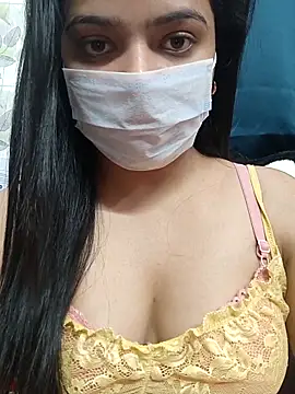 Myloveurvi online show from February 4, 2026, 3:51 pm