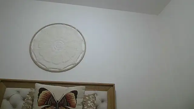 Martina Miiller online show from March 2, 2025, 5:01 am