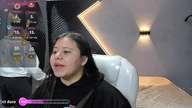 Snapshot of Laia_and_Aloby chatting on June 29, 2026, 11:16 pm Laia and Aloby online show from June 29, 2026, 11:16 pm