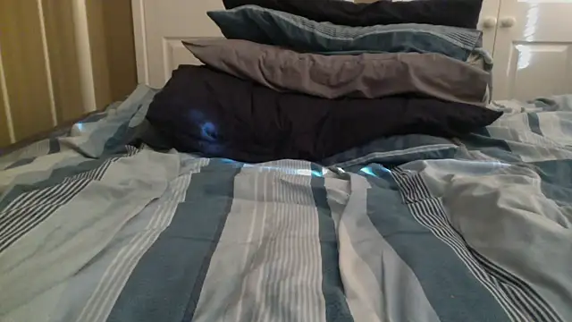 Snapshot of midlandsforfun chatting on March 4, 2025, 1:49 pm midlandsforfun online show from March 4, 2025, 1:49 pm