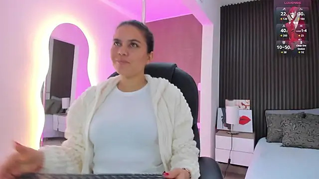 Snapshot of natasha__jackson chatting on January 13, 2026, 2:33 pm natasha jackson online show from January 13, 2026, 2:33 pm