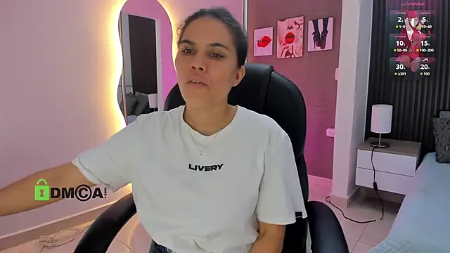 Snapshot of natasha__jackson chatting on January 17, 2026, 11:59 am natasha jackson online show from January 17, 2026, 11:59 am