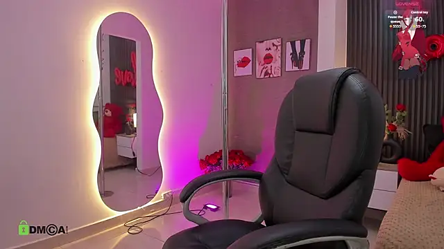 Snapshot of natasha__jackson chatting on February 10, 2026, 11:58 am natasha jackson online show from February 10, 2026, 11:58 am